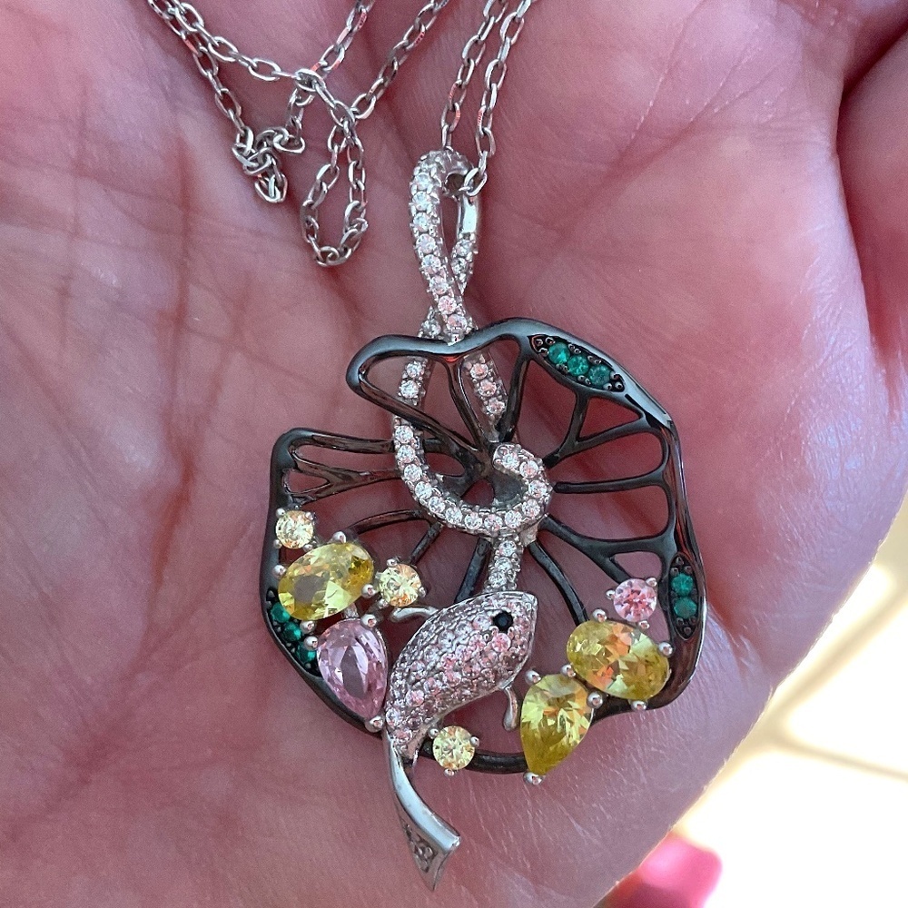 NWOT Sterling Silver 925 Made in Italy Fish Floral Necklace with Crystal chain